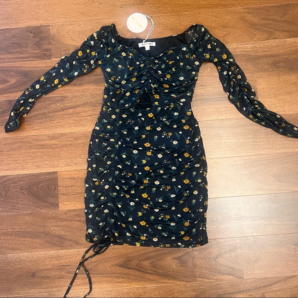 NWT Wild Honey Mesh Floral Ruched Mini Dress Size Small
